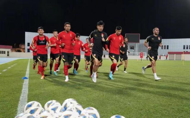 pp电子-【观察】同在屋檐下，人外有人乎？