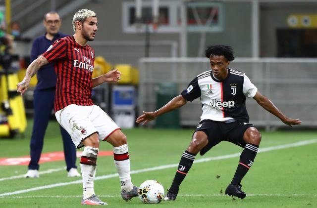 pp电子试玩-意甲焦点大战“靠边站”？边路对位更胜C罗PK伊布