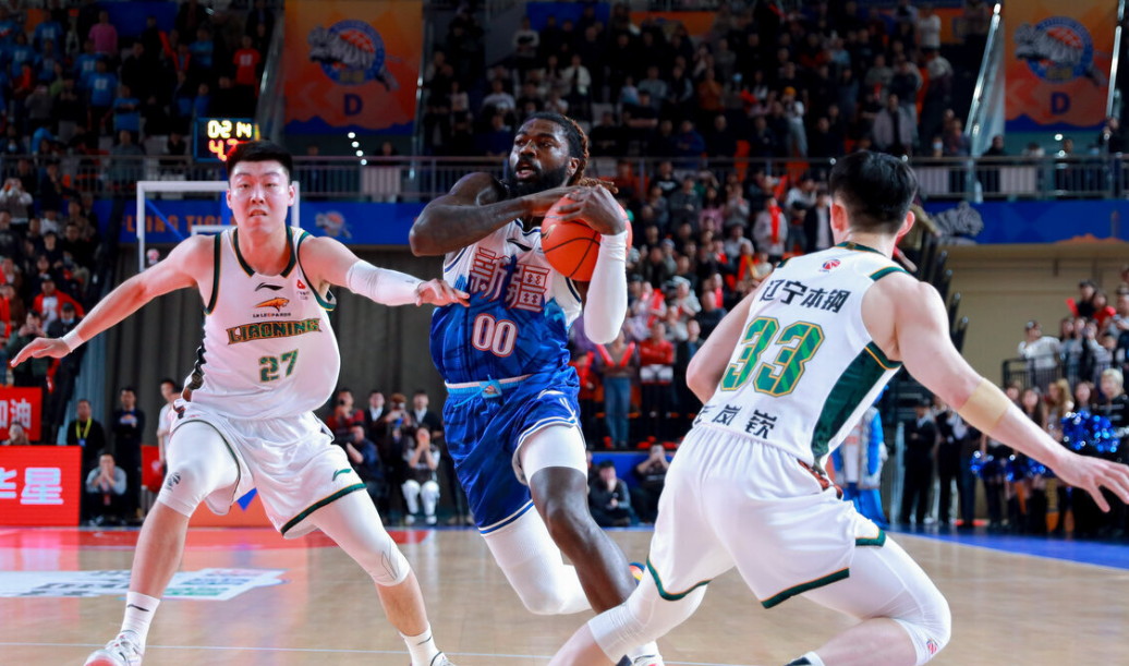 pp电子试玩-末节4分苦吞4连败！曝杨鸣已经下课，辽宁球迷评论区炸锅，太讽刺